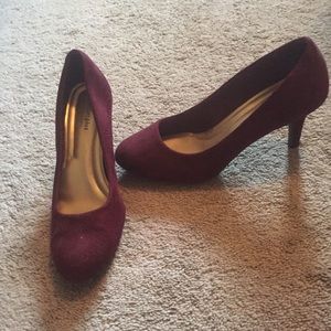 Plum heels